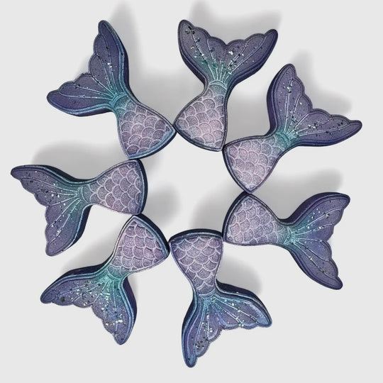 shimmering mermaid tail bath bomb